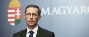 Varga Mihály: 30 milliárd forint bevételt hozhat az online pénztárgéphasználat kiterjesztése